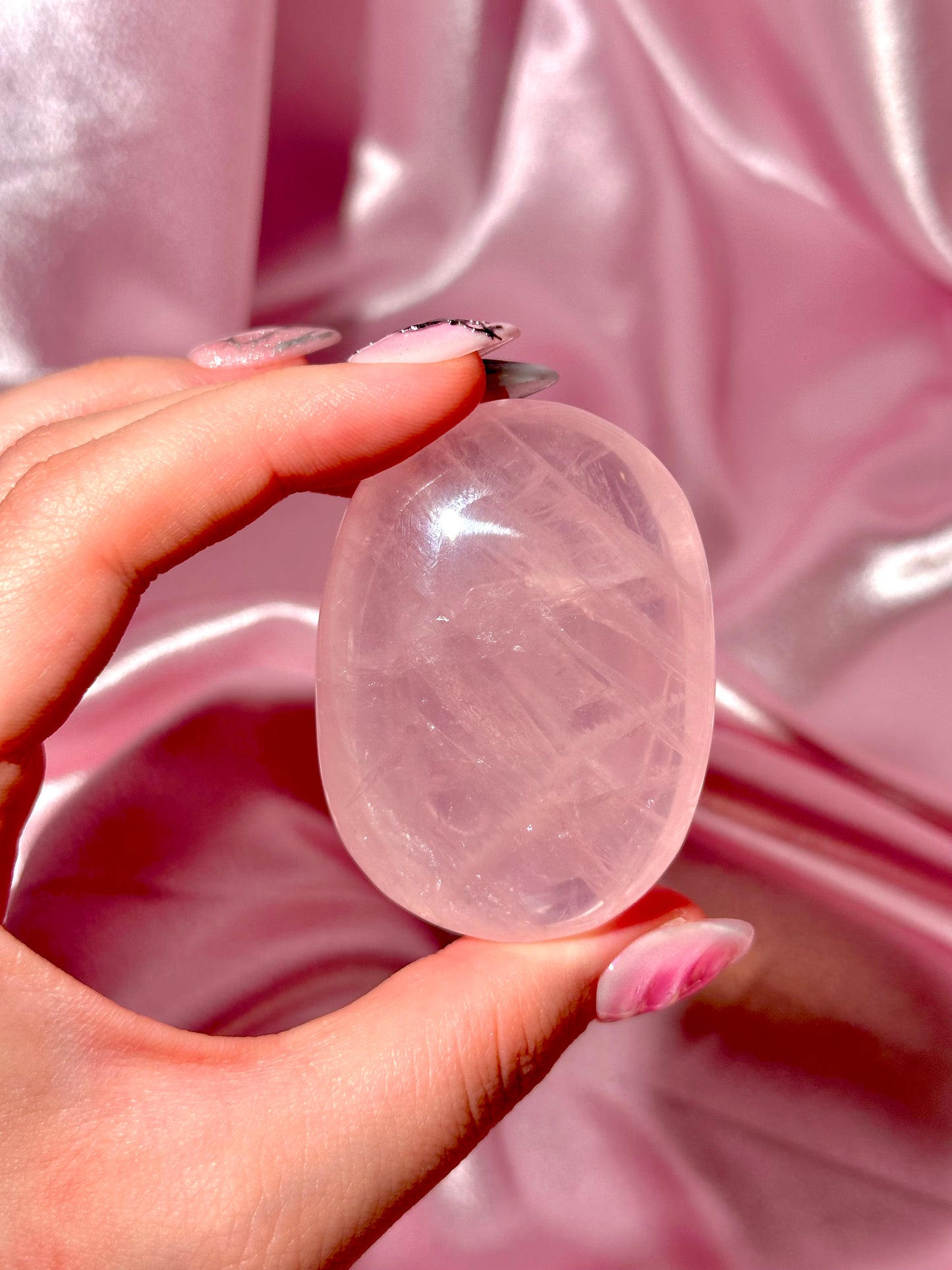 Gemmy star rose quartz palmstone (A)