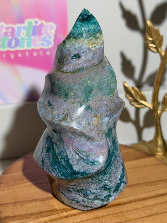 Lilac and green pastel sea jasper flame