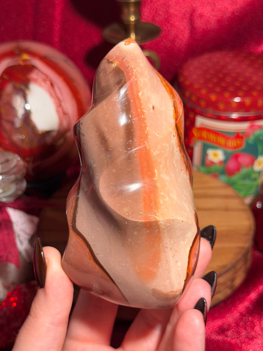 Polychrome jasper flame