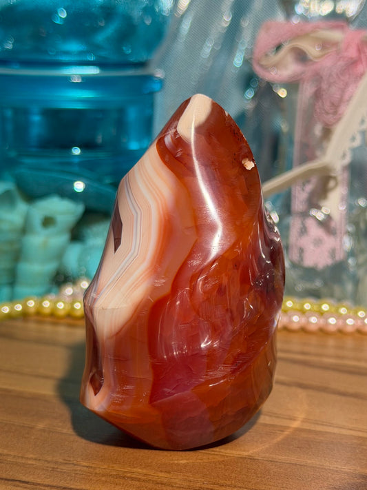Toasty banded carnelian flame