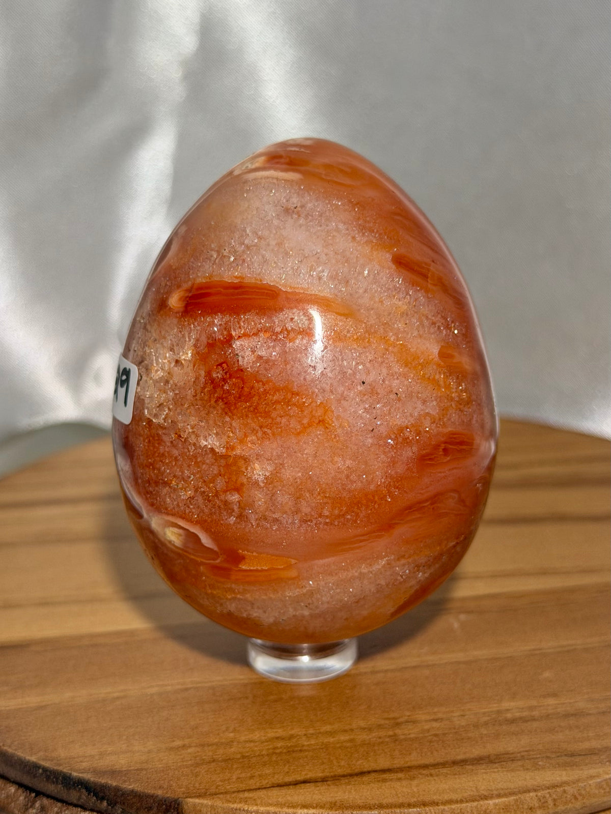 Quartzy “tie-dye” carnelian egg
