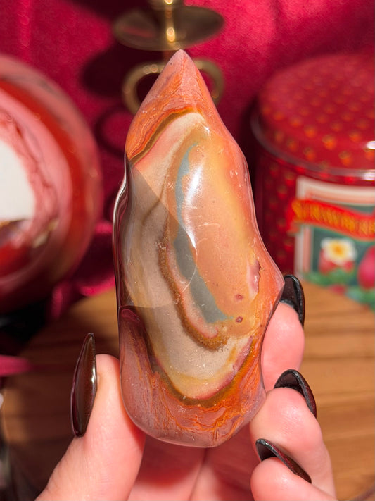 Polychrome jasper flame