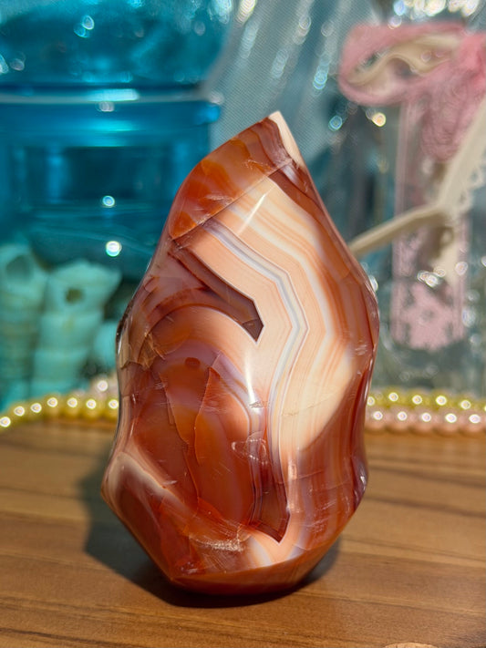 Toasty banded carnelian flame