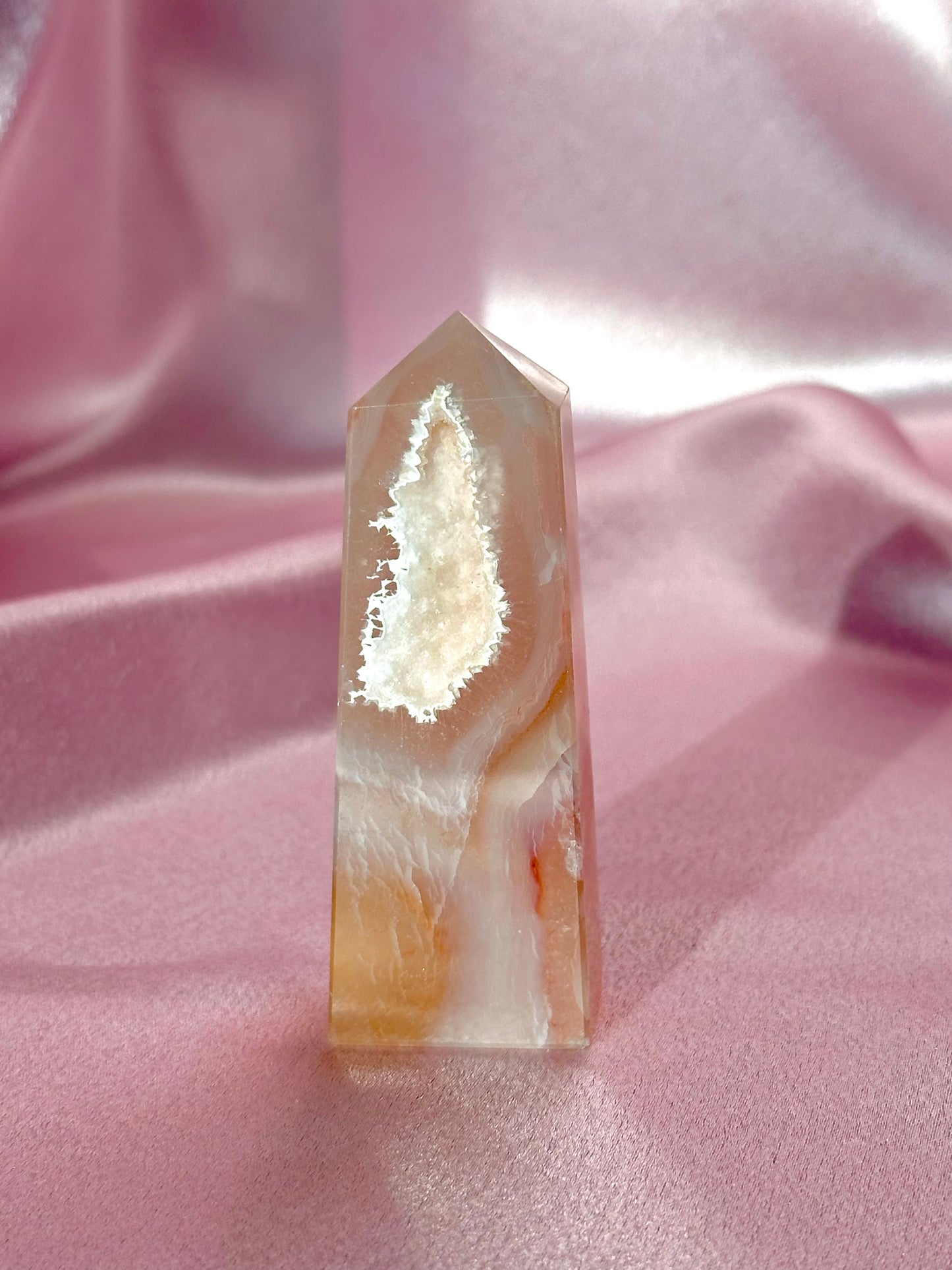 Flower agate tower (P)