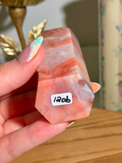 Carnelian x flower agate tower 120B *imperfect bottom corner