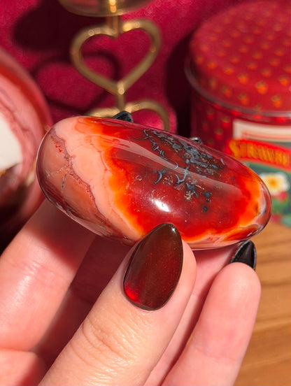 Red & pink carnelian palmstone with orca inclusions 17A