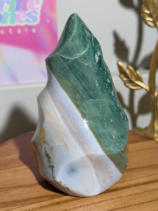 Lilac and green pastel sea jasper flame