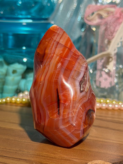 Toasty banded carnelian flame