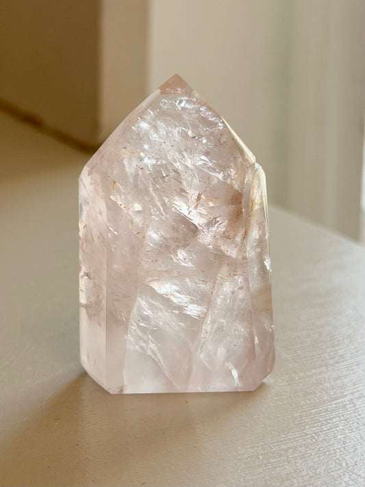 HQ Brazilian rose quartz x golden healer mini tower