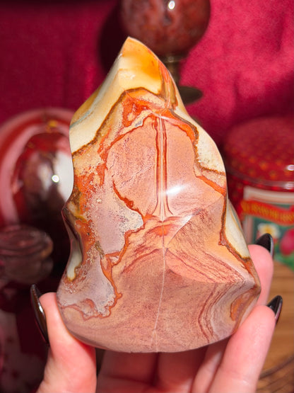 Polychrome jasper flame