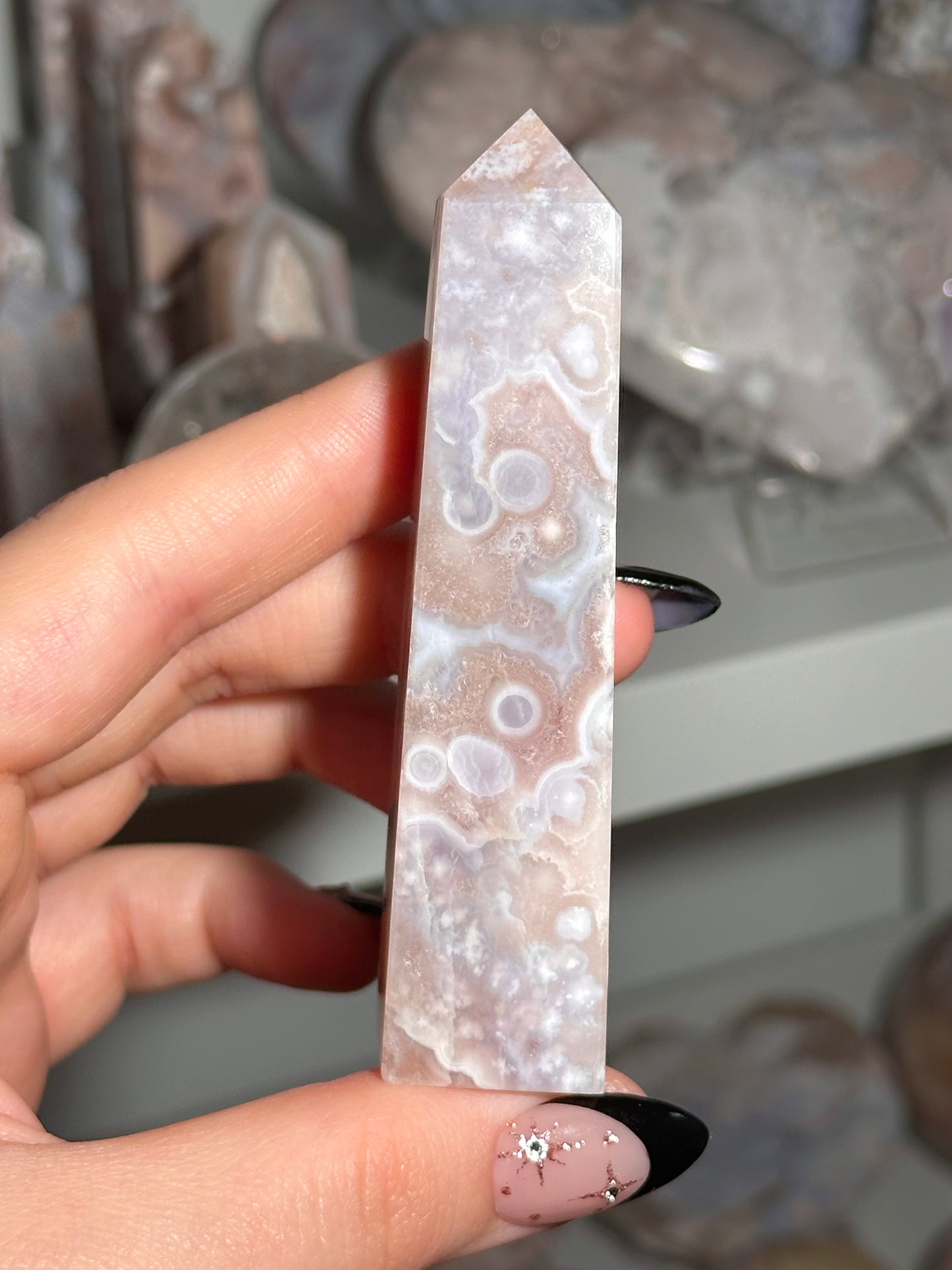 Flower agate tower (H)