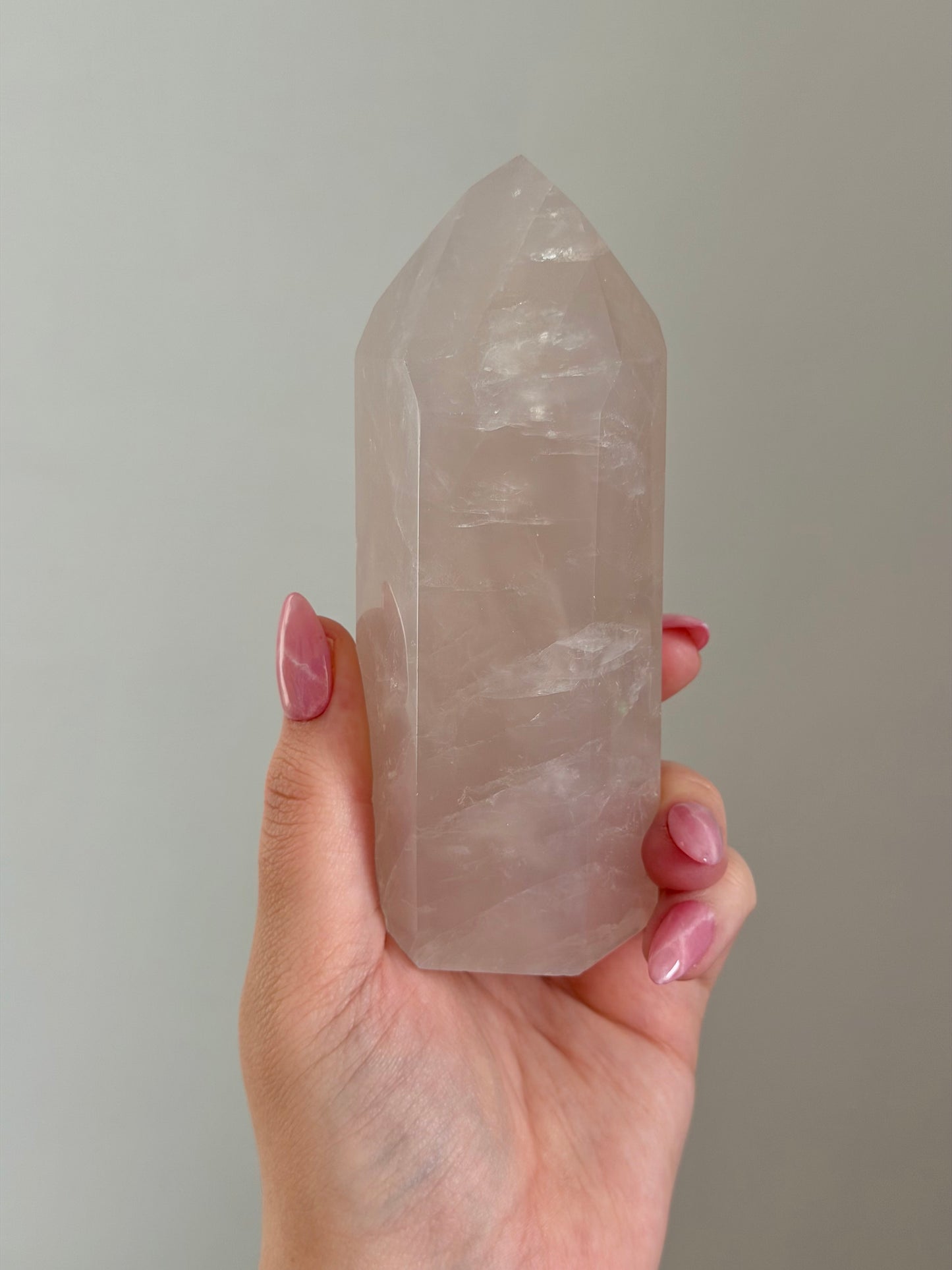 Gemmy Blue rose quartz tower