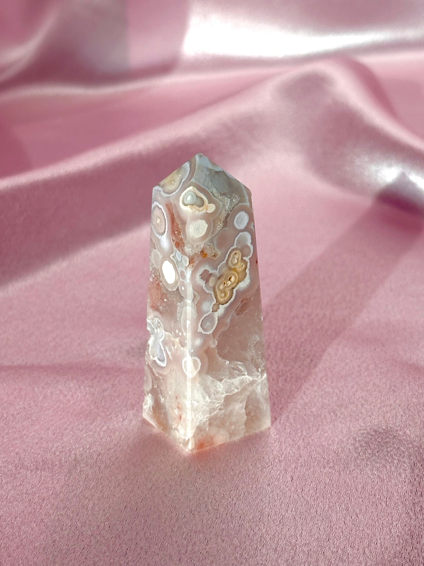 Flower agate tower (N)