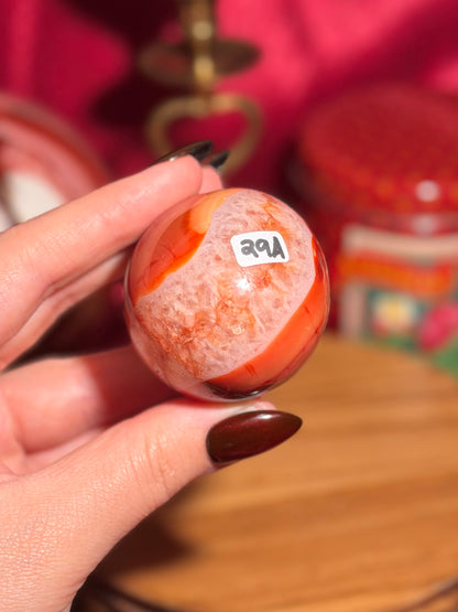 Quartzy carnelian egg 29A