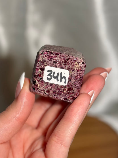 Garnet freeform