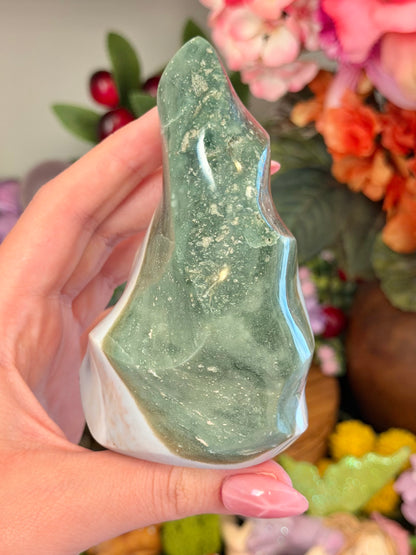 Lilac and green pastel sea jasper flame