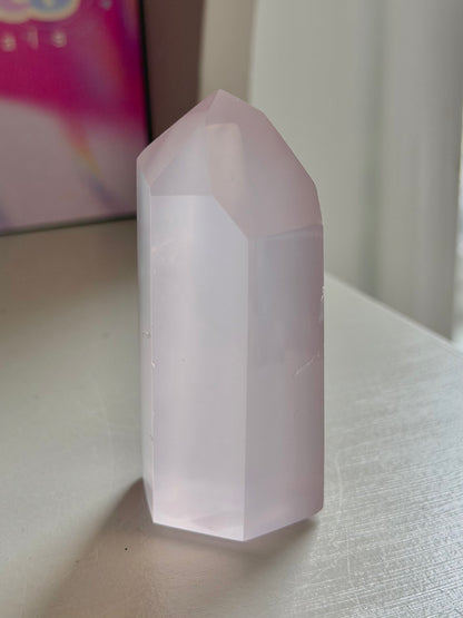 Jelly pink rose quartz tower