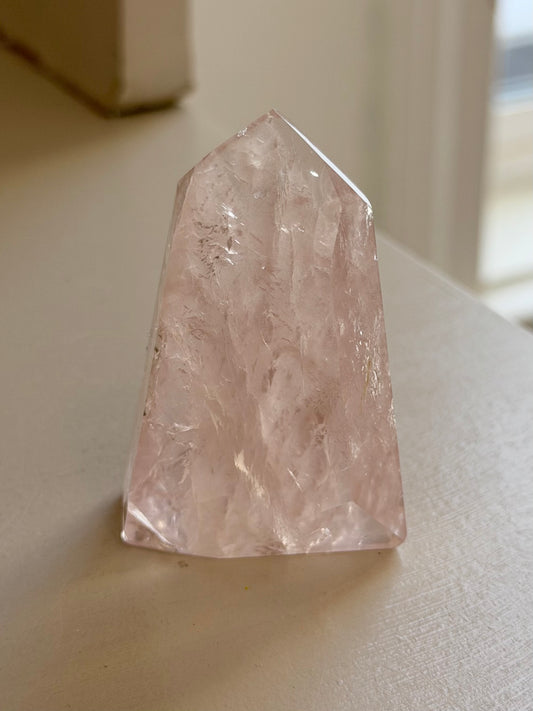HQ Brazilian rose quartz x golden healer mini tower