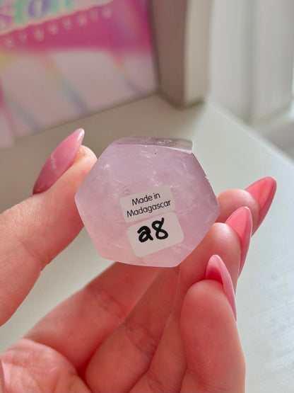 Purple toned rose quartz tower