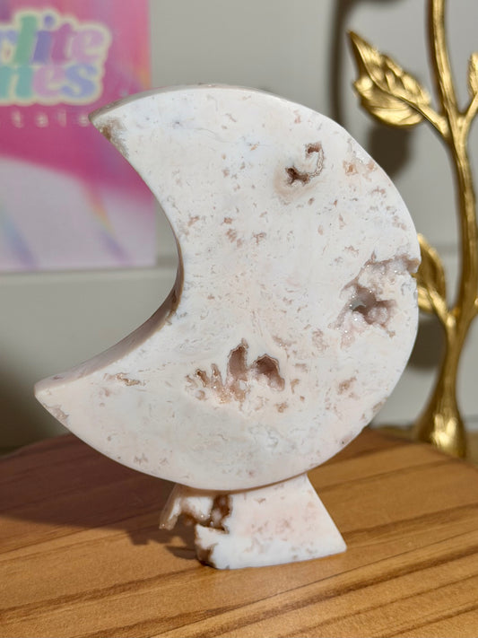 Pink carnelian self-standing moon carving from Indonesia (20)
