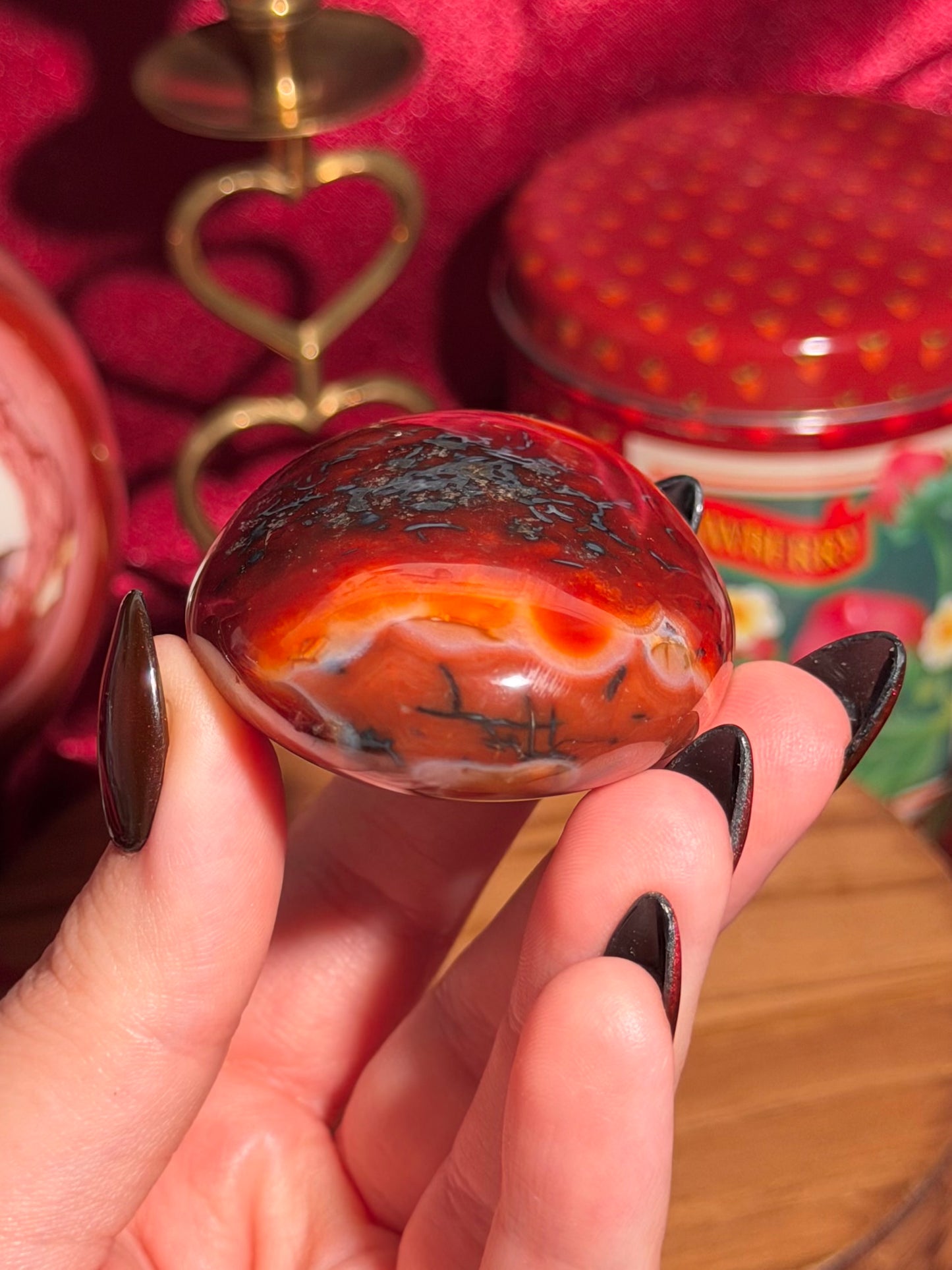 Red & pink carnelian palmstone with orca inclusions 17A
