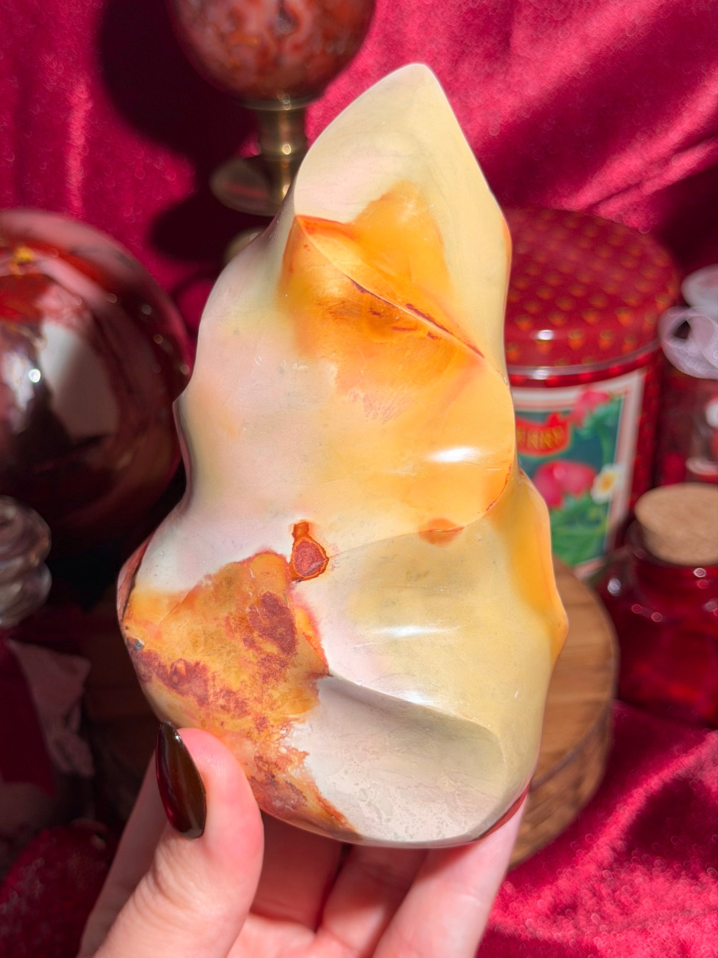 Polychrome jasper flame