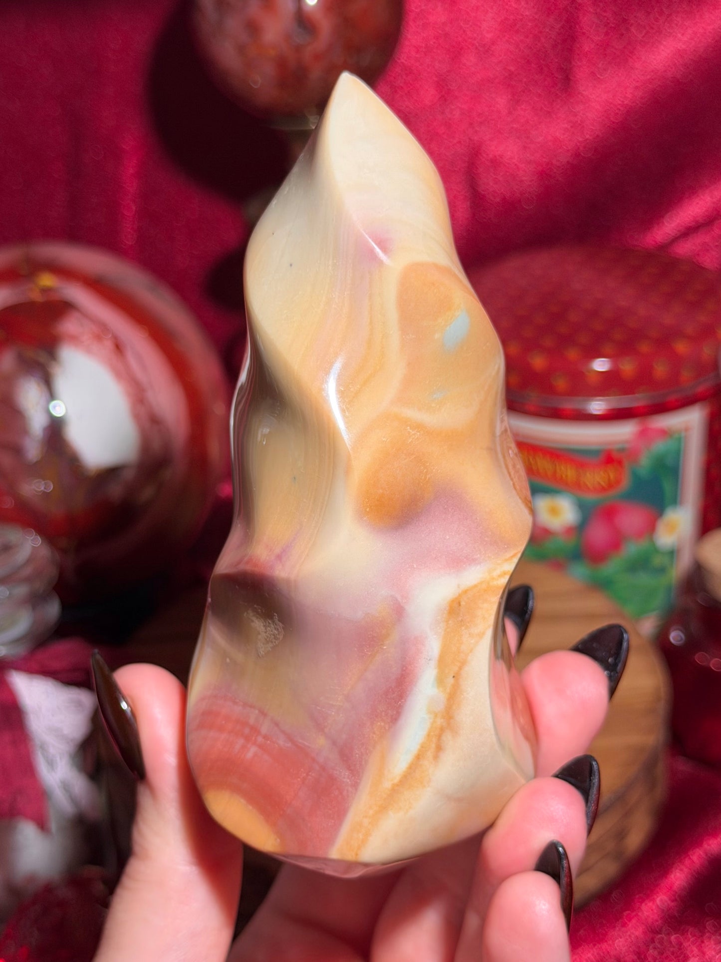 Polychrome jasper flame