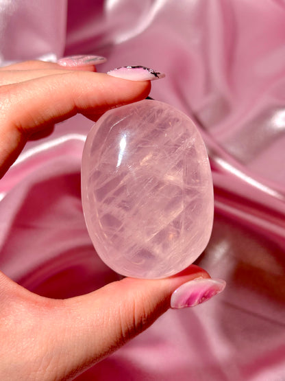 Gemmy star rose quartz palmstone  (A)