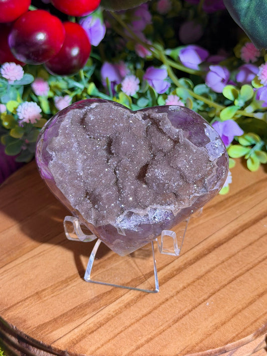 Moody purple rainbow amethyst heart from Brazil