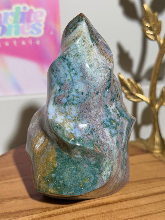 Lilac and green sea jasper flame