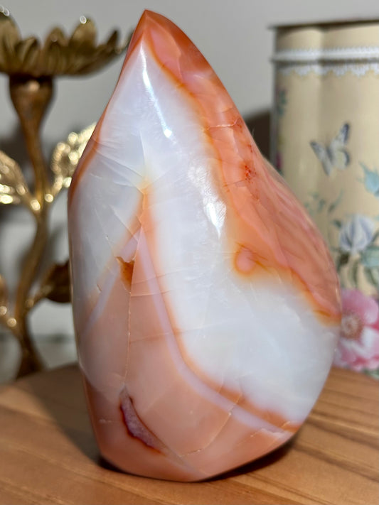 Glowy peachy pink carnelian flame