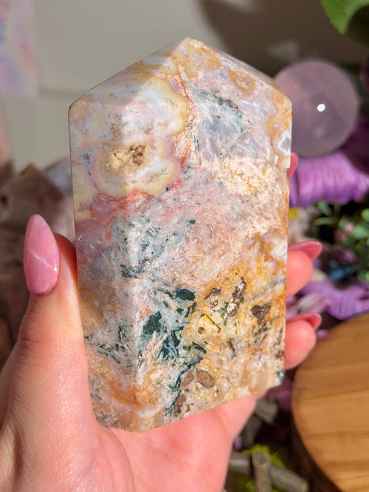 Fairy green jasper mixed with pink amethyst tower from Brazil