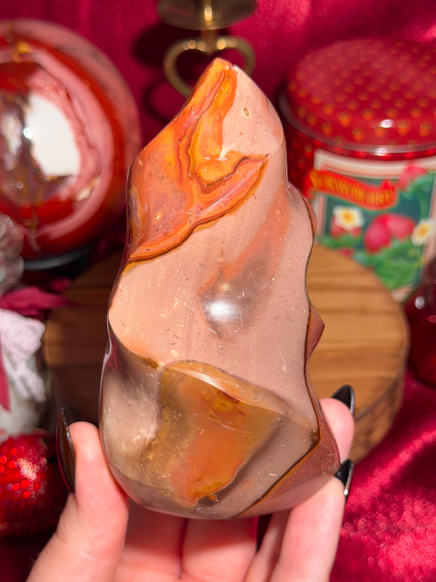 Polychrome jasper flame