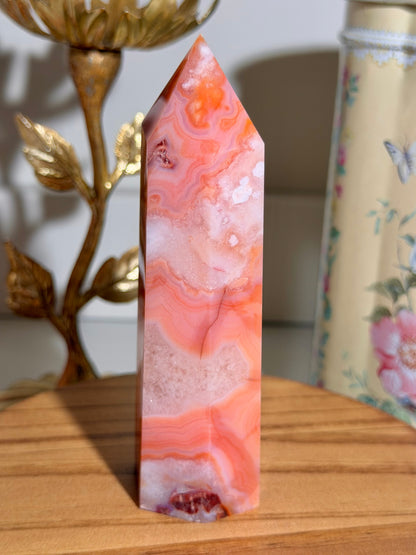 Carnelian x flower agate tower 120B *imperfect bottom corner