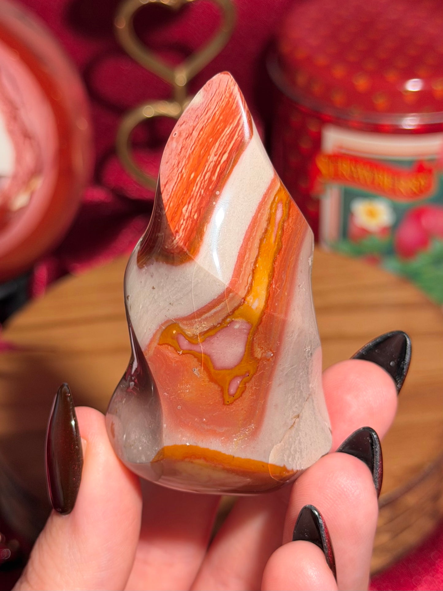 Polychrome jasper flame