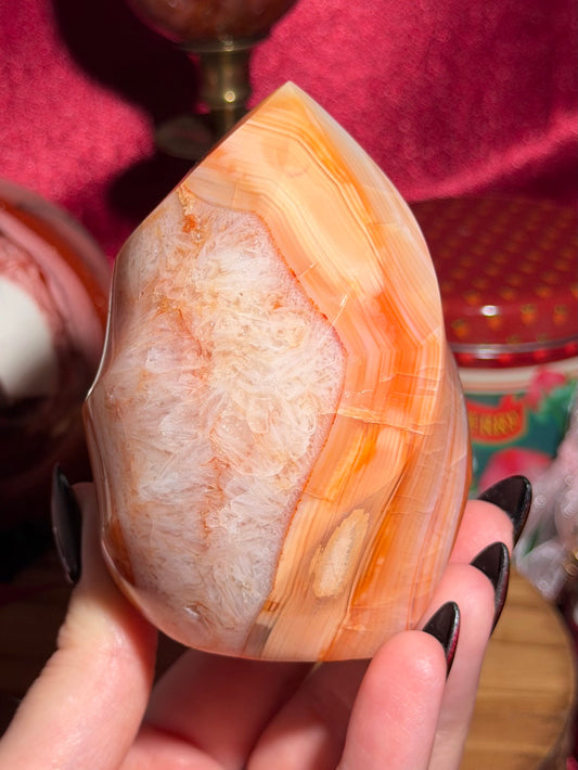 Peachy yellow carnelian flame with quartz