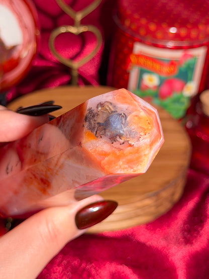 Mossy & quartzy orange creamsicle carnelian tower