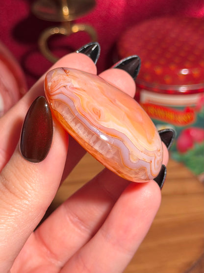 Pink carnelian palmstone 11C