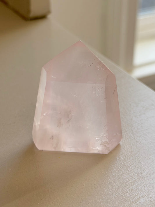 HQ Brazilian rose quartz x golden healer mini tower