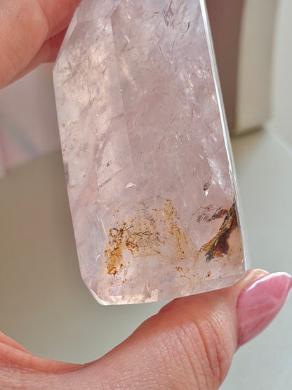 Icy rose quartz tower with dendrites