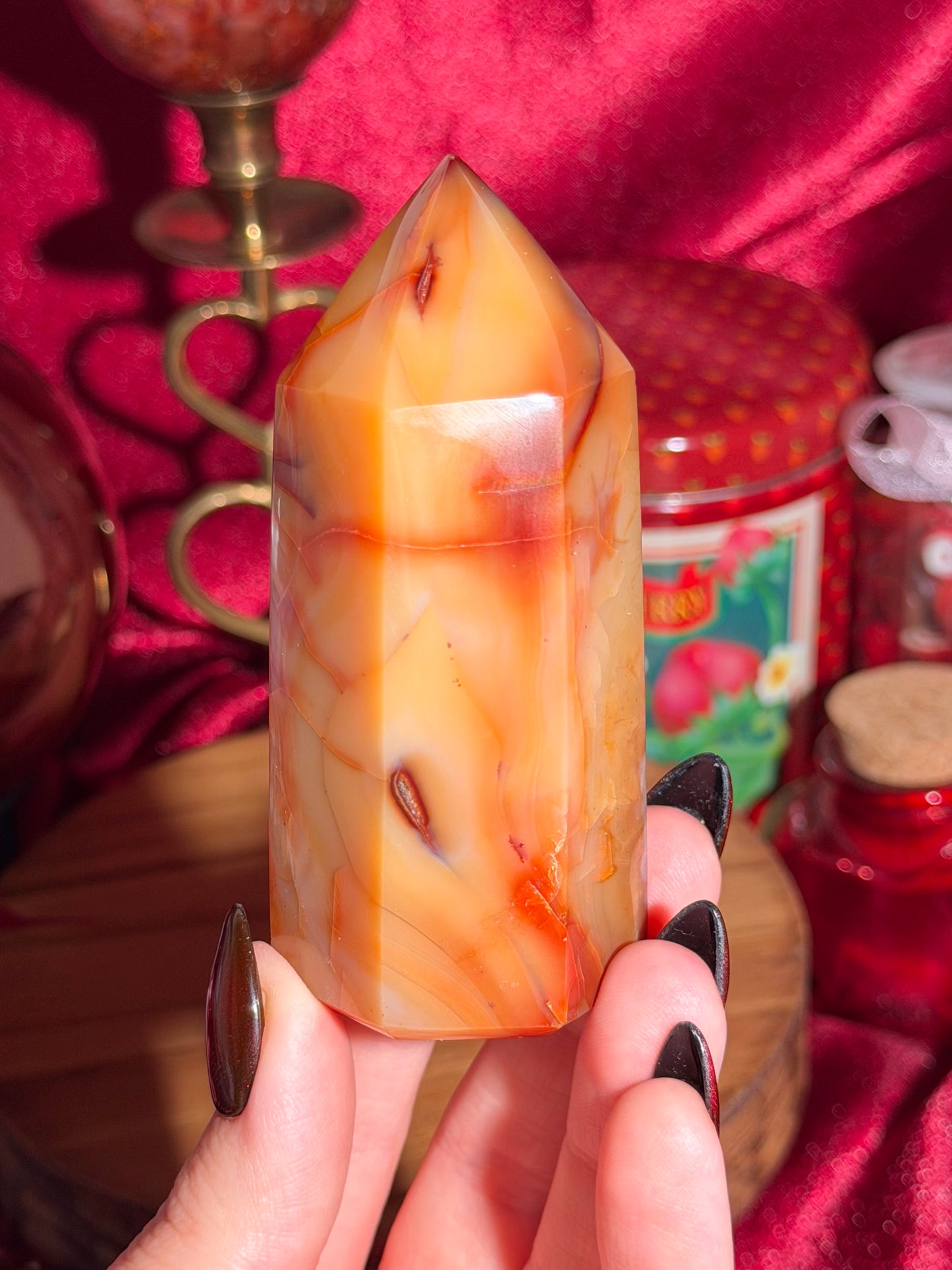 Creamy yellow carnelian tower