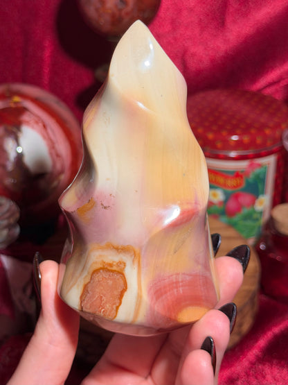 Polychrome jasper flame