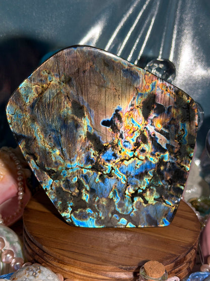 Statement labradorite freeform from Madagascar
