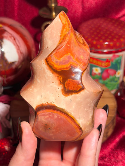 Polychrome jasper flame
