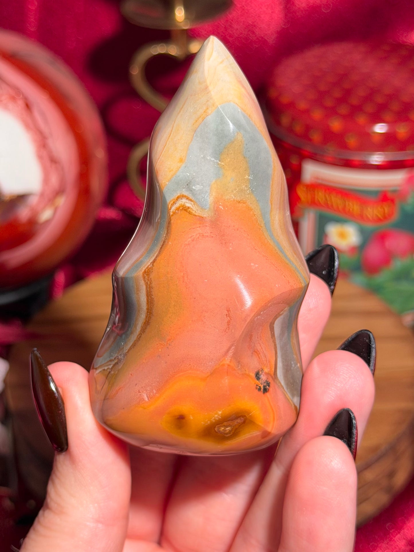 Polychrome jasper flame
