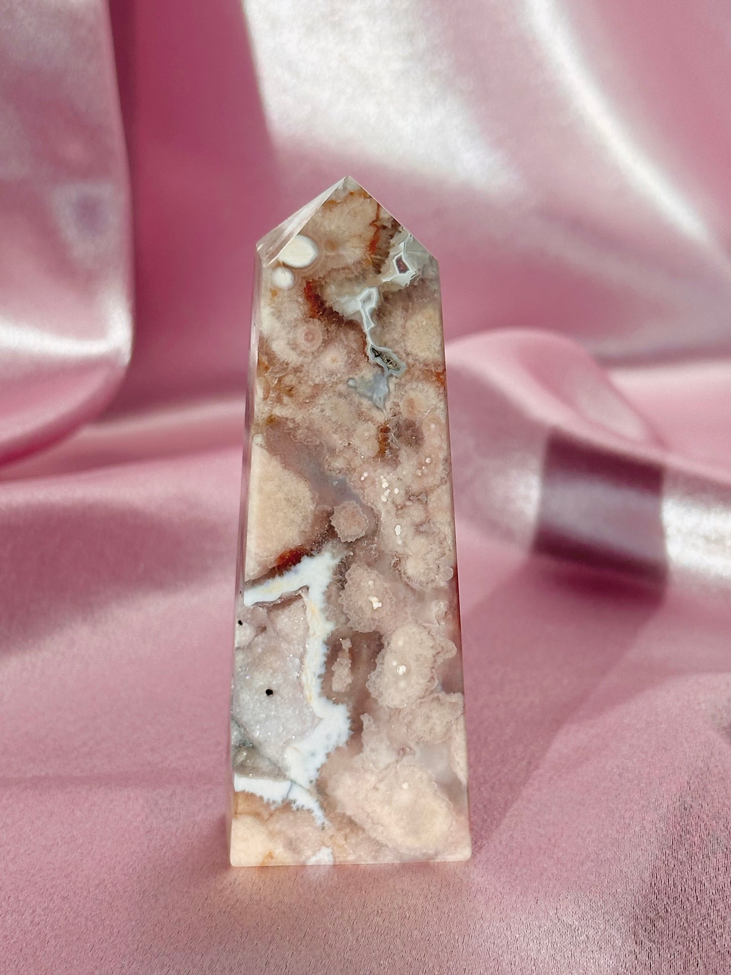 Flower agate tower (E)