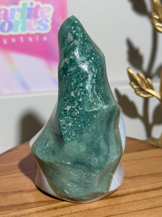 Lilac and green pastel sea jasper flame
