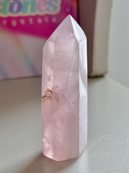 Gemmy pink rose quartz tower