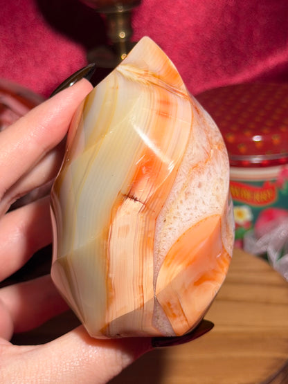 Peachy yellow carnelian flame with quartz