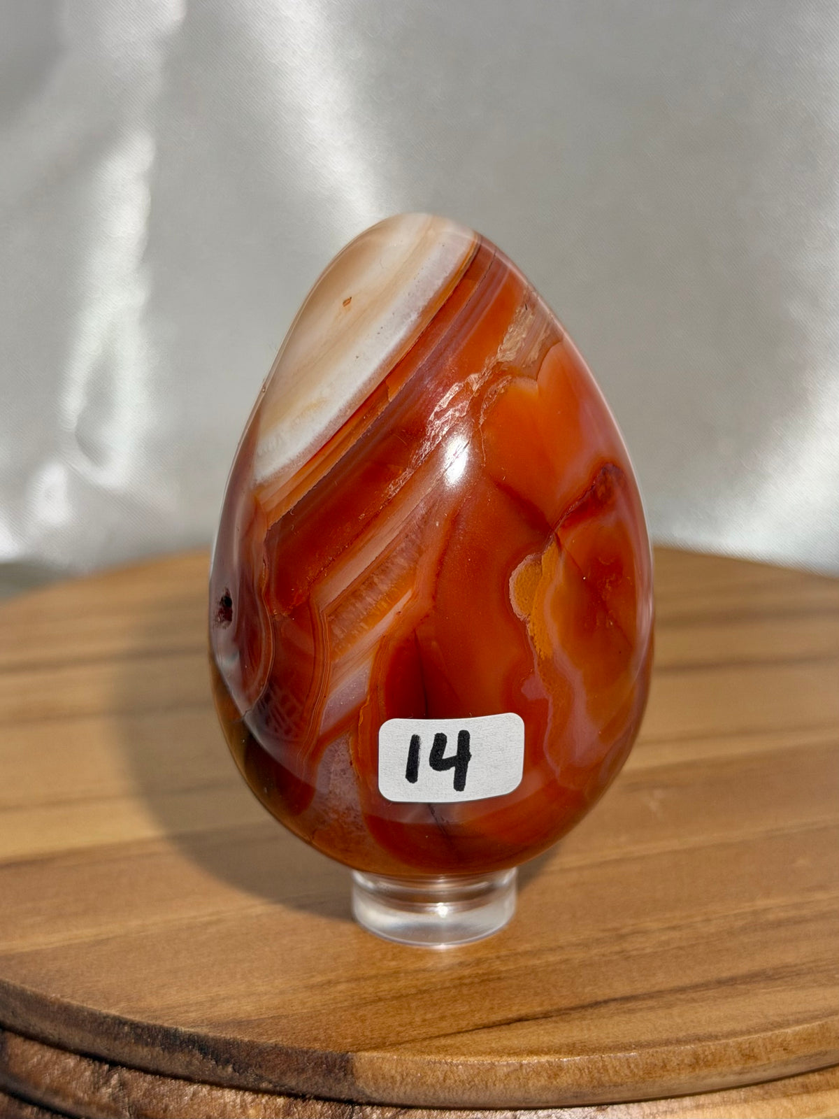 Banded carnelian egg
